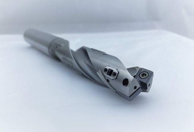 سوراخکاری بدون پلیسه با ابزار EXcaliBURR
